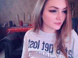 sonyahotys naked Live Sex Chat Room