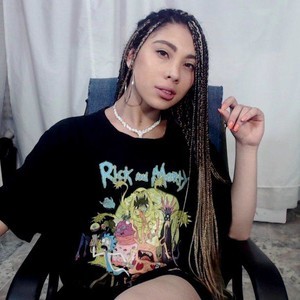 Violettecca naked before webcam in live porn chat
