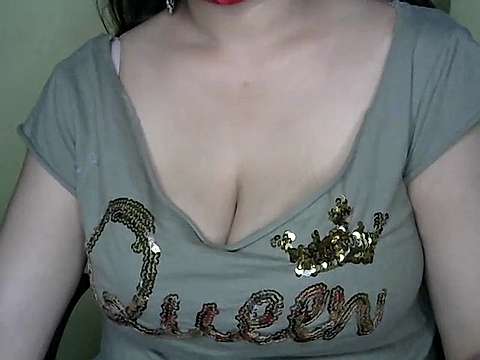 _AapakiRani naked stripping on cam for live sex video chat