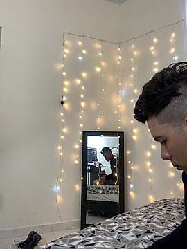 AlexYzoe naked stripping on cam for live sex video chat