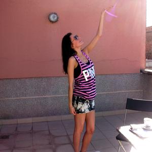 Anelly naked before webcam in live video chat
