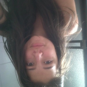 Aphrodit_ naked before webcam in live video chat