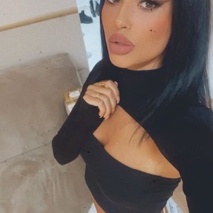 Ashlleykane naked before webcam in live video chat