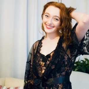 aspasiaarthoe naked before webcam in live video chat