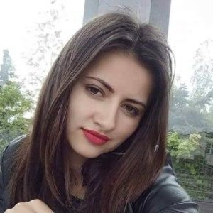 Awesome_Lisa naked before webcam in live video chat