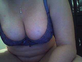 bustybaby20 naked stripping on cam for live sex video chat