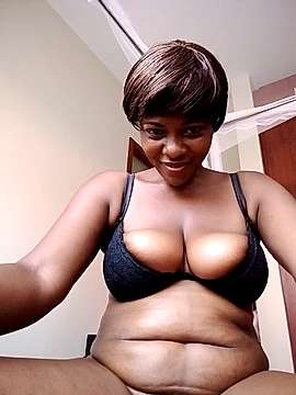 CANDYCUP69 naked stripping on cam for live sex video chat