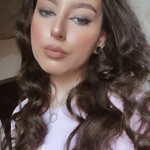 Ellisson naked before webcam in live video chat