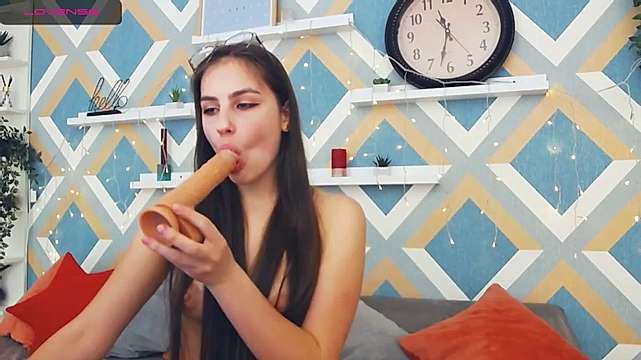 FancyAlise naked stripping on cam for live sex video chat