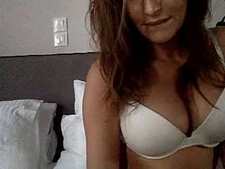 foxxxytasha naked stripping on cam for live sex video chat