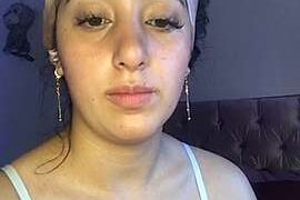 Hanna_sweet_01 naked stripping on cam for live sex video chat