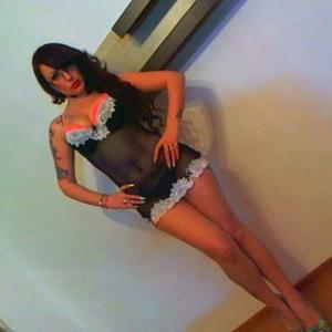 hotred69xxx naked before webcam in live video chat