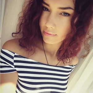 ImAna naked before webcam in live video chat