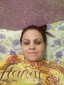 izzabellaMilf naked stripping on cam for live sex video chat