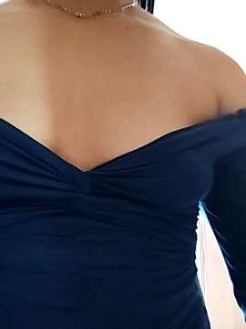 Jazmin_Jones naked stripping on cam for live sex video chat