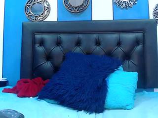 jeessyy naked Live Sex Chat Room