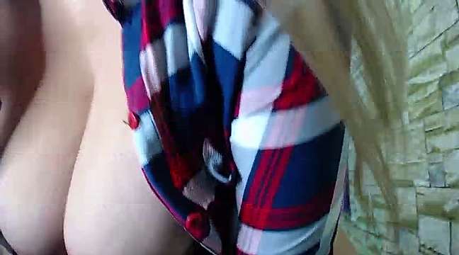 karla_parker1 naked stripping on cam for live sex video chat