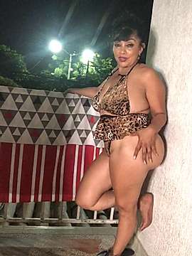katiisex_69 naked stripping on cam for live sex video chat