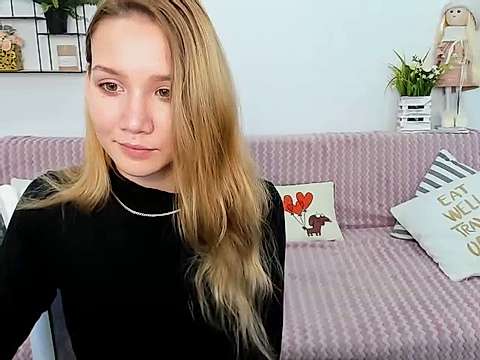 _Lawrence_ naked stripping on cam for live sex video chat