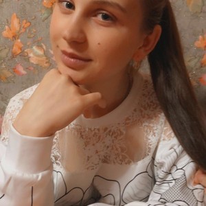 Littlee_Angel naked before webcam in live video chat