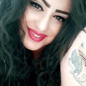 Lore__ naked before webcam in live video chat