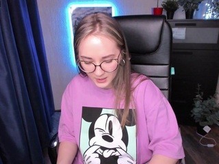 MangoVeta naked Live Sex Chat Room