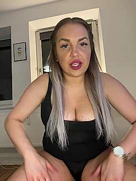 MIA-XXX naked stripping on cam for live sex video chat
