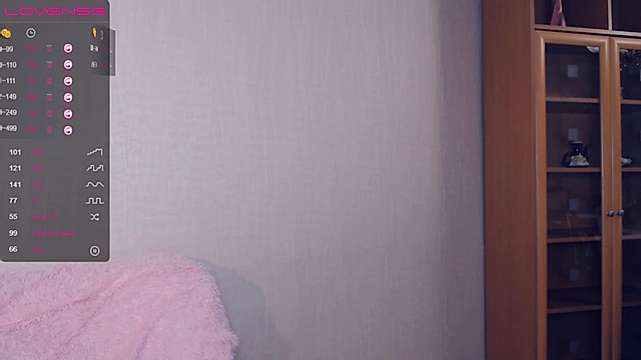naomii_kiss naked stripping on cam for live sex video chat