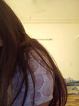 Natasha_Roy17 naked stripping on cam for live sex video chat