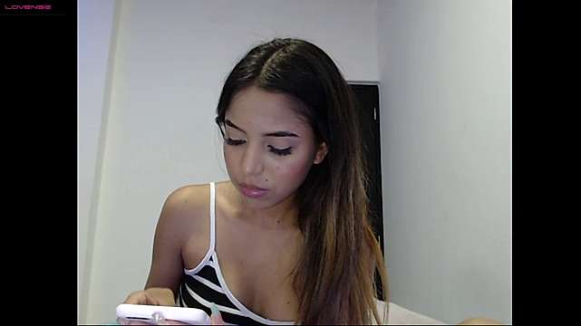 natashatuur9 naked stripping on cam for live sex video chat
