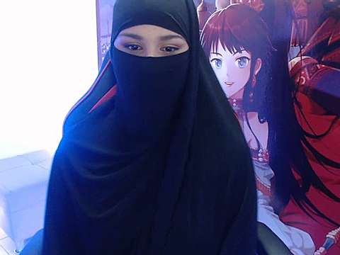 Salma_arabic naked stripping on cam for live sex video chat