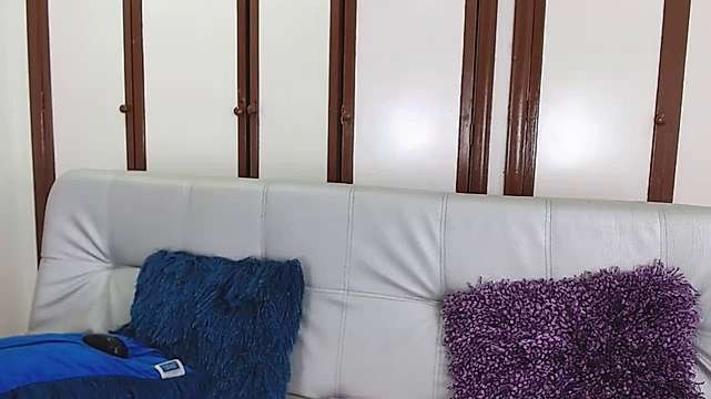SashaGrey_ naked stripping on cam for live sex video chat