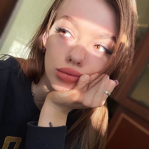 ShantiFox naked before webcam in live video chat