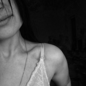 Shun9i naked before webcam in live video chat