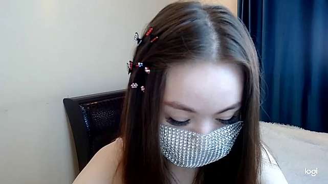 Smolbooty naked stripping on cam for live sex video chat