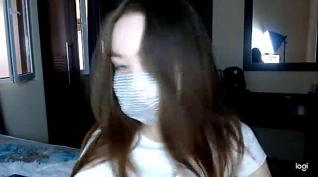 Smollwaifu naked stripping on cam for live sex video chat