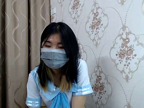 Sweetcharlie2021 naked stripping on cam for live sex video chat