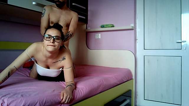 SweetMary19 naked stripping on cam for live sex video chat