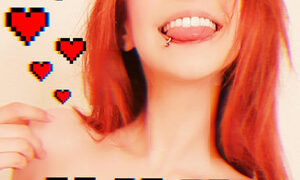 WonderAna naked before webcam in live video chat