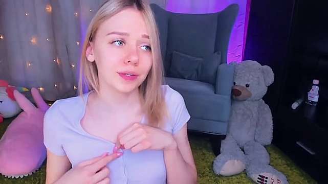 YouredKate naked stripping on cam for live sex video chat