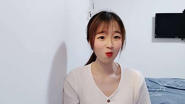 zhou-zhou naked stripping on cam for live sex video chat
