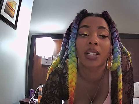 flaminhotmana naked stripping on cam for live sex video chat