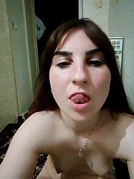 GlamLia naked stripping on cam for live sex video chat