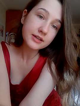 HopeGray naked stripping on cam for live sex video chat