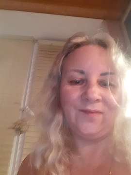Janahotty naked stripping on cam for live sex video chat
