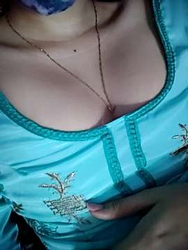 kaurpreet_punjabi67 naked stripping on cam for live sex video chat