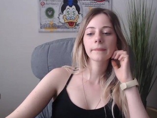 Keticutie naked Live Sex Chat Room