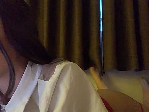 KIWI888 naked stripping on cam for live sex video chat