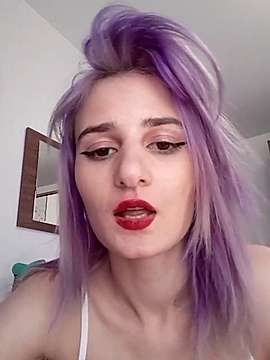 m00NLIght01 naked stripping on cam for live sex video chat