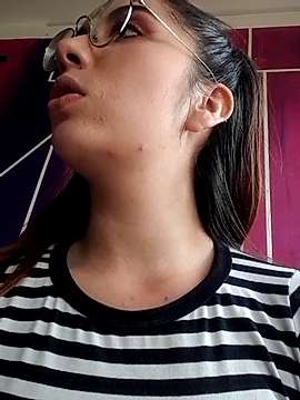 maggie_X naked stripping on cam for live sex video chat